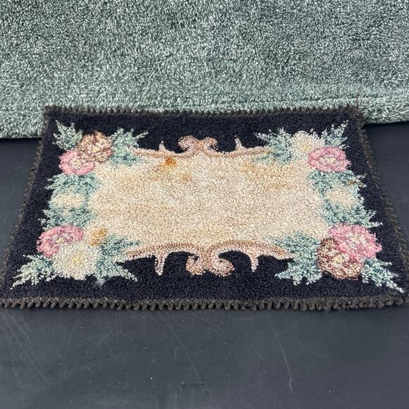 Vintage Miniature Rectangular Dollhouse Rug Handmade Occupied  Japan MC - Picture 2 of 13